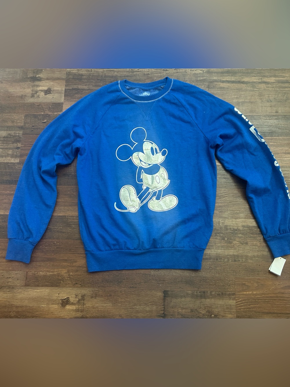 Brand NWT Disney World Classic Mickey Mouse Sweatshirt